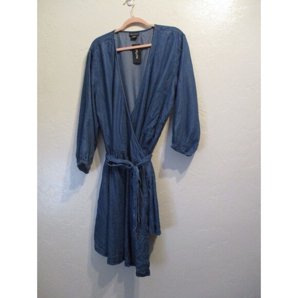 City Chic Womens Sz M/18 Pared Back Long Sleeve Chambray Denim Wrap Dress Lyocel - Picture 2 of 10